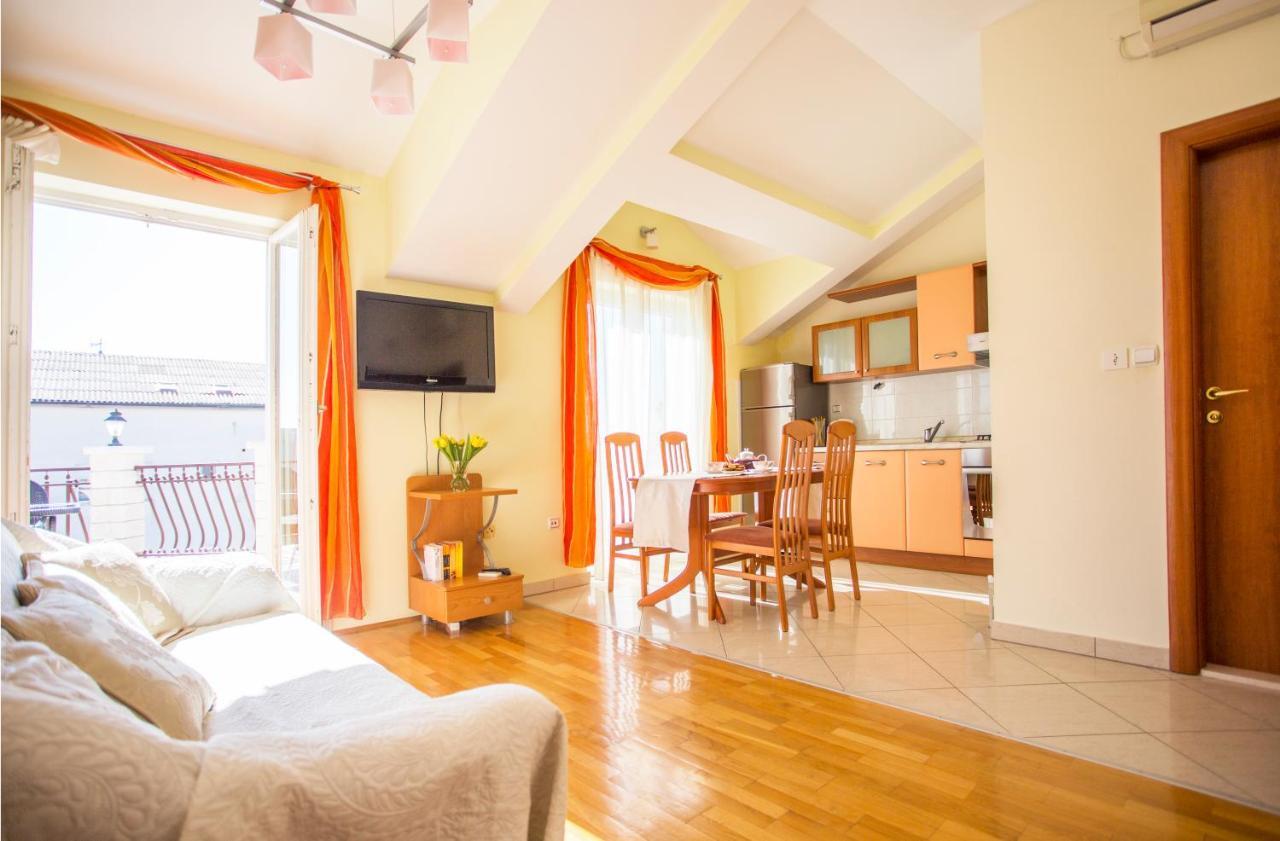 Apartments Villa Paradise Kaštela Kültér fotó