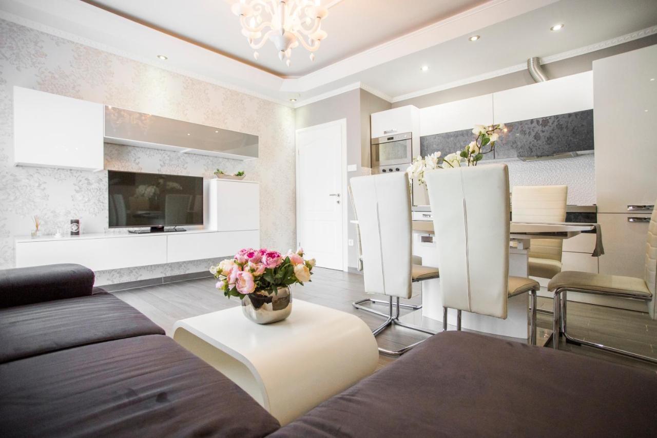 Apartments Villa Paradise Kaštela Kültér fotó