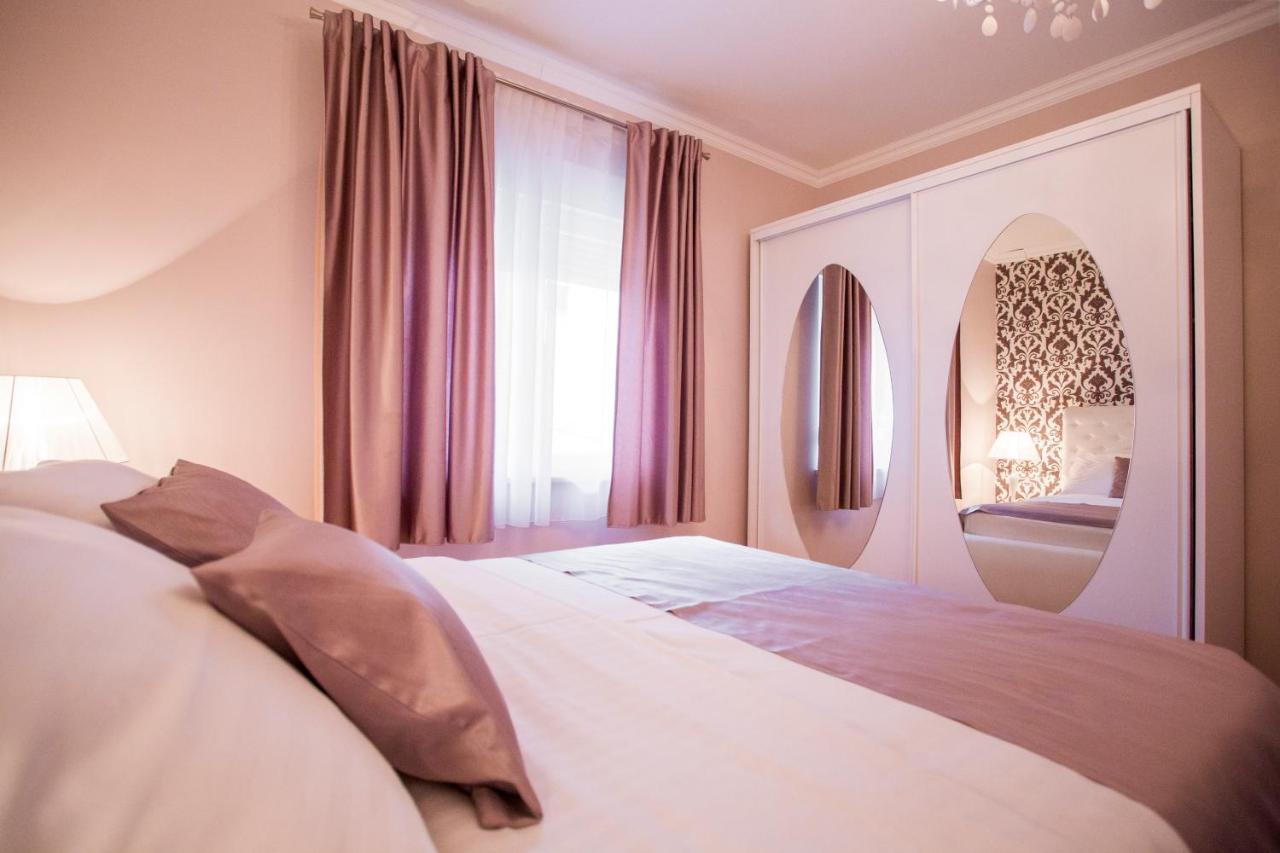 Apartments Villa Paradise Kaštela Kültér fotó