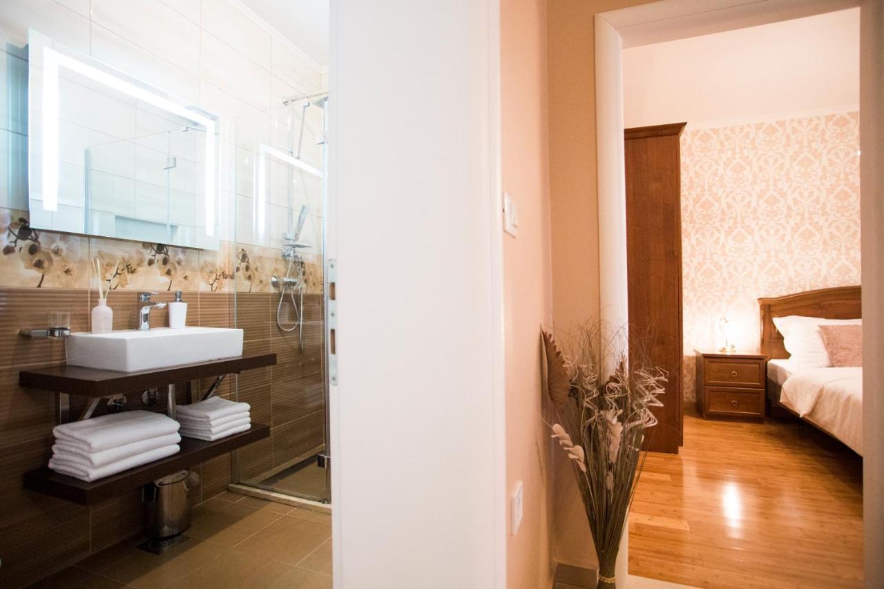 Apartments Villa Paradise Kaštela Kültér fotó