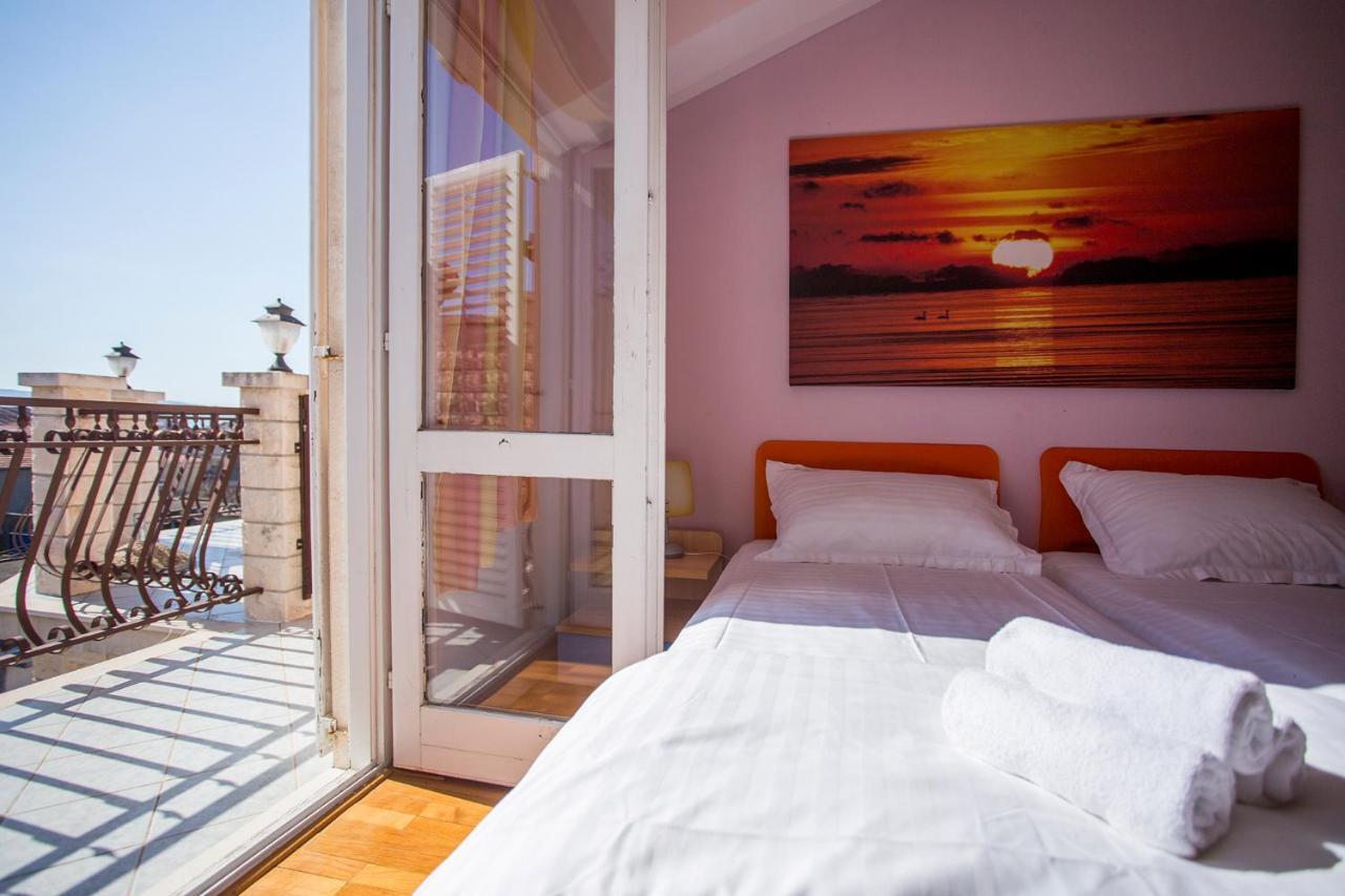 Apartments Villa Paradise Kaštela Kültér fotó